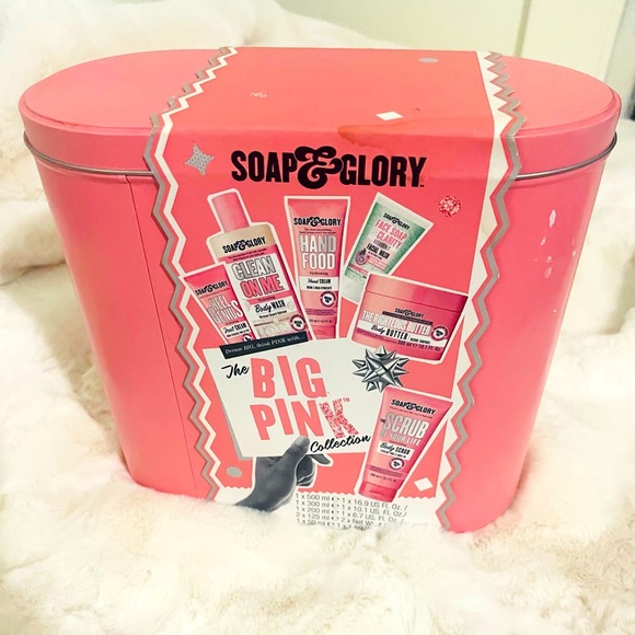 Sephora Other - Soap and Glory bath set! 💕